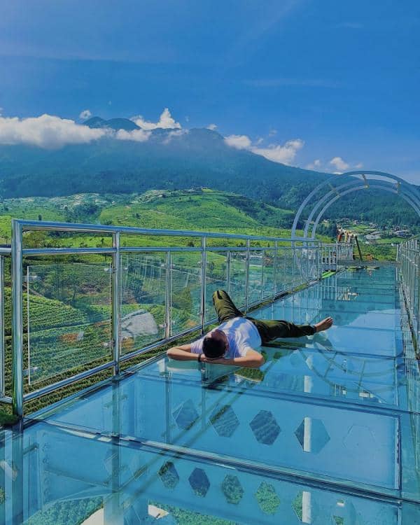 Jembatan Kaca Kemuning Sky Hills