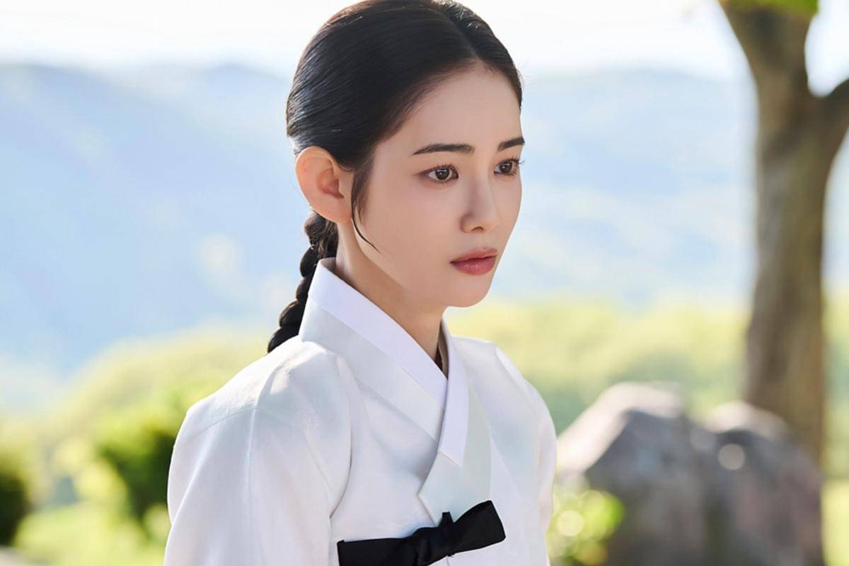 Still cut Moon River