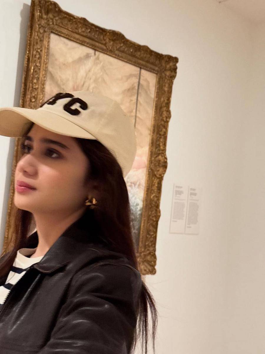 Potret Tissa Biani ke Galeri Seni dan Perpustakaan di Melbourne