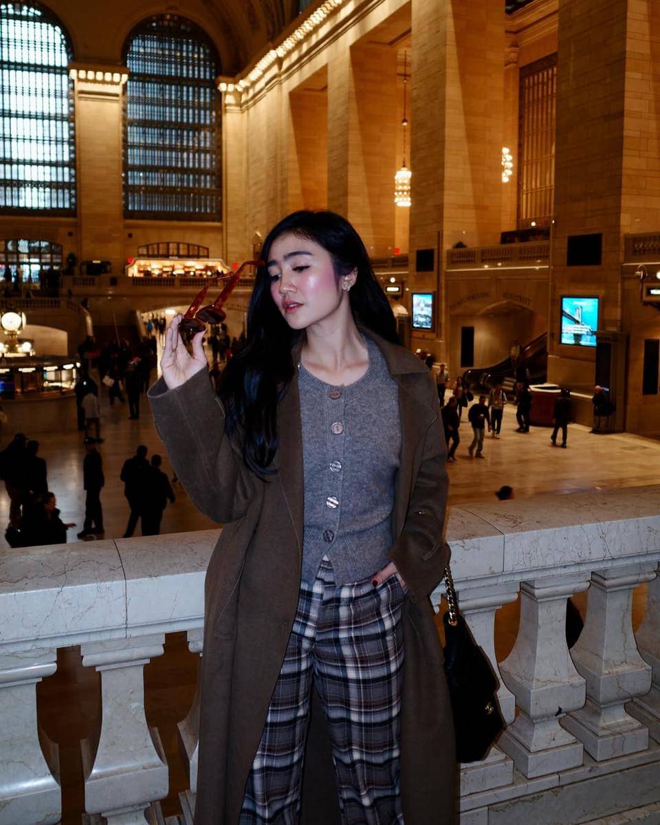 potret Febby Rastanty mengunjungi tempat ikonik di New York
