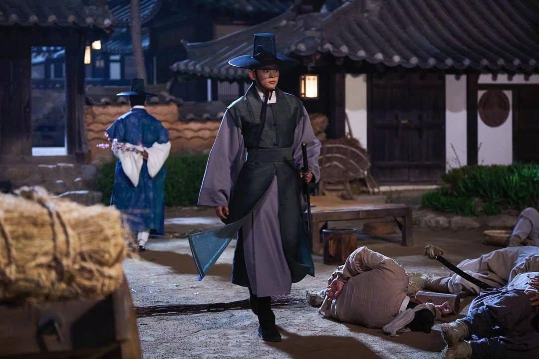 Kwon Ju Seok sebagai Oh Shin Won dalam drama Moon River