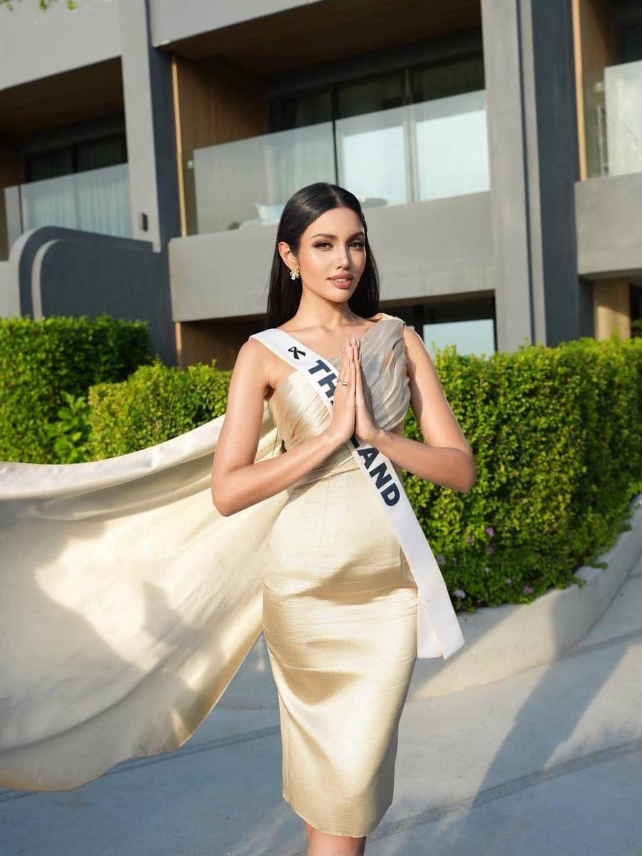potret Miss Thailand di sesi deep interview Miss Universe 2025