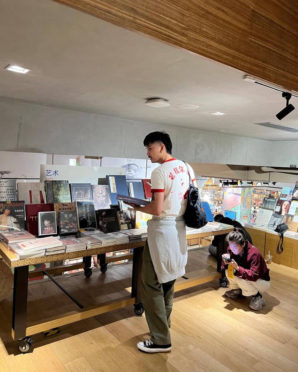 Inspirasi OOTD ala Baskara Mahendra