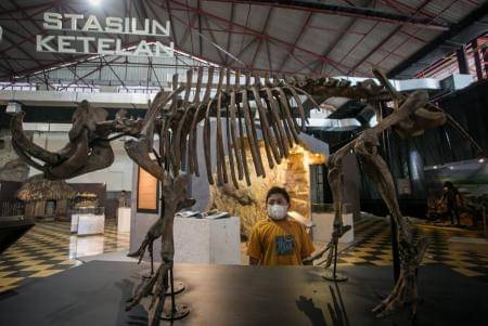 The Tjolomadoe wisata di Solo