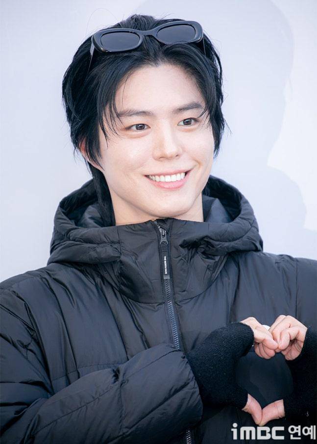 potret Park Bo Gum di event The North Face