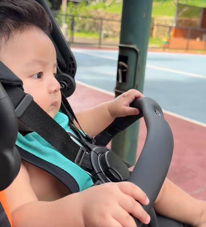 potret Erika Carlina main basket setelah lahiran