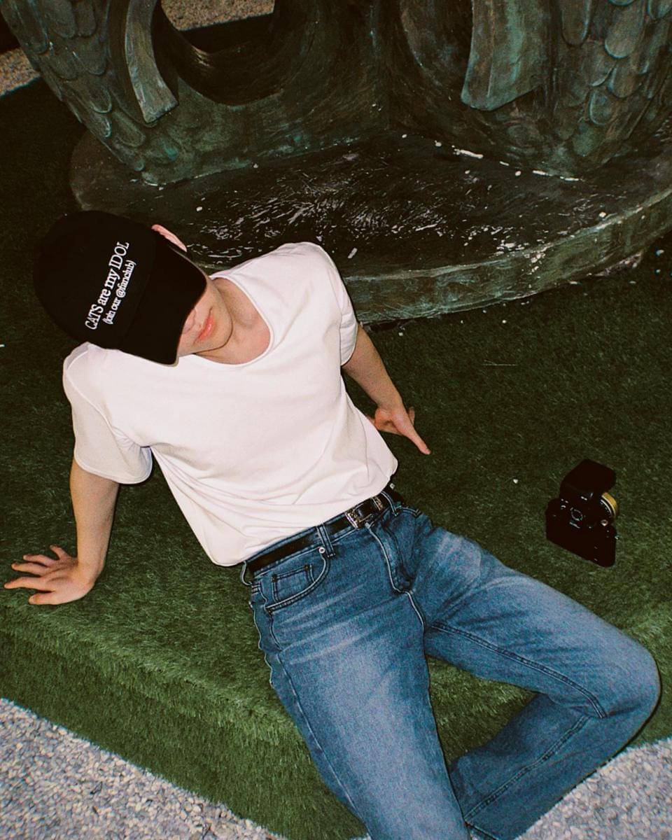 Outfit ngampus ala Jaemin NCT