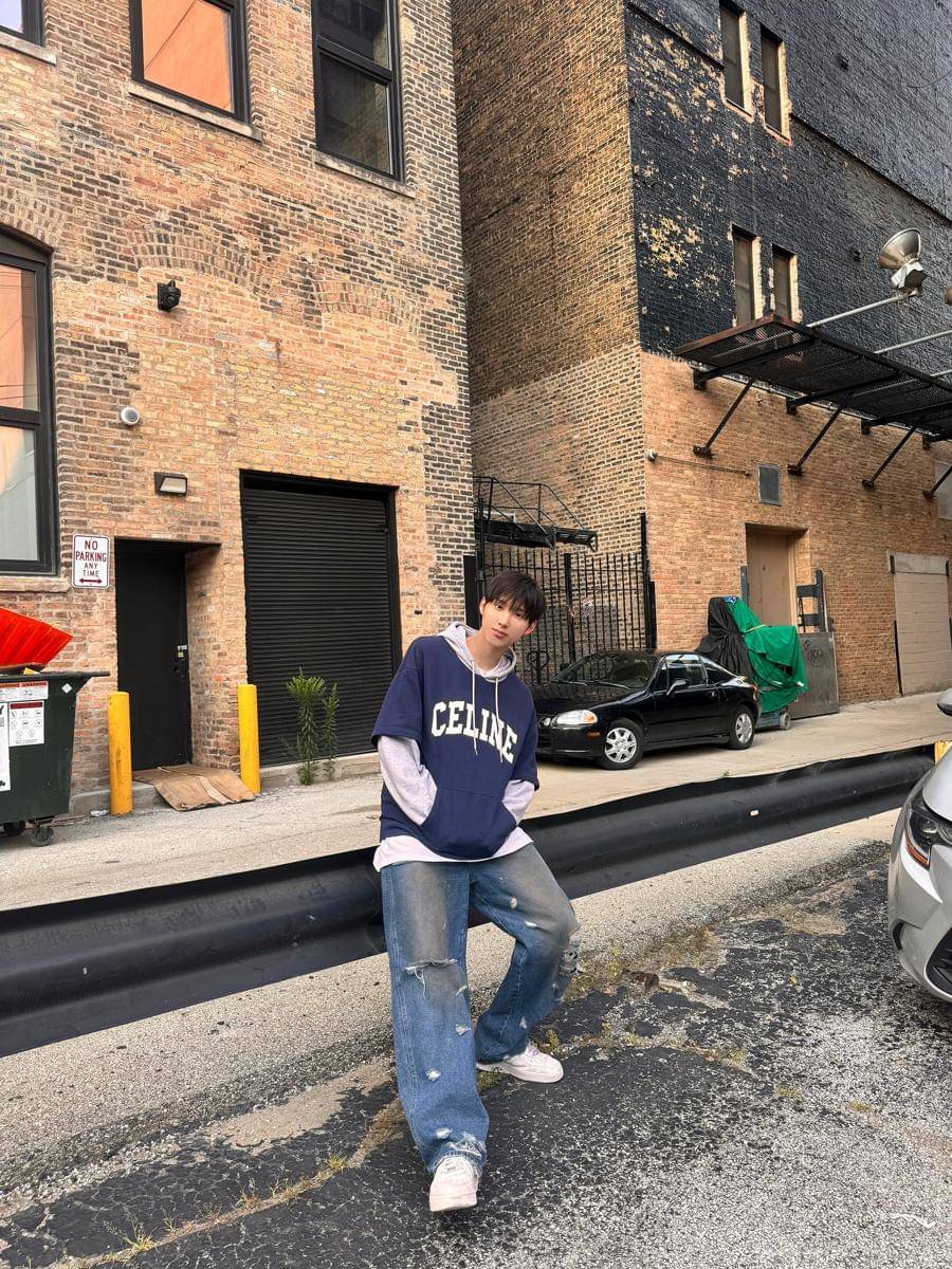 Outfit nongkrong member KickFlip