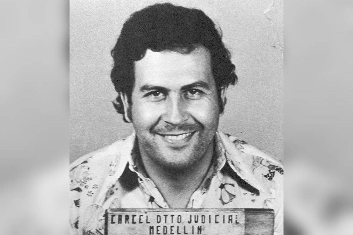 Foto tersangka Pablo Escobar yang diambil oleh badan pengawas regional Kolombia di Medellín pada tahun 1976