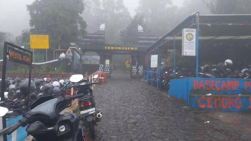 Kondisi cuaca di jalur pendakian gunung Lawu via Cemorosewu Magetan. IDN Times/Riyanto.