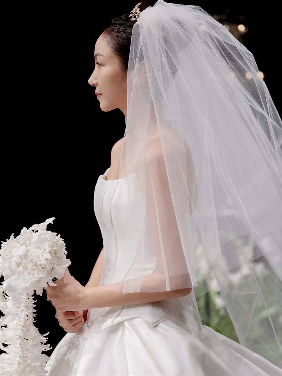 potret pernikahan aktris Kim Ok Vin