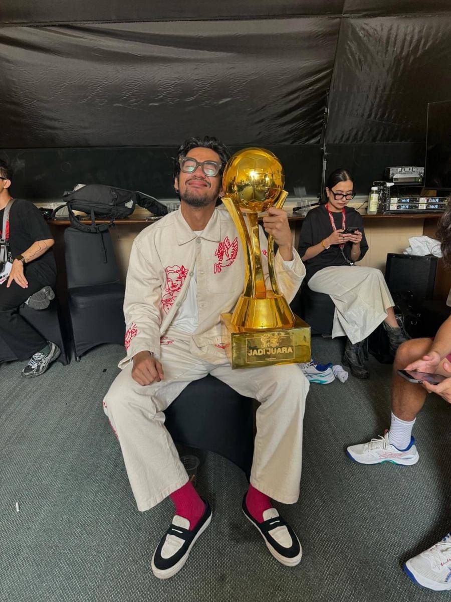 The Musicians Pamer Piala dan Medali Juara (instagram.com/osloibrahim)