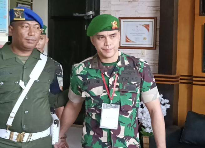 Letda Made Juni Arta Dana atasan Prada Lucky dan Richard yang menyiksa dengan cabai. (IDN Times/Putra Bali Mula)