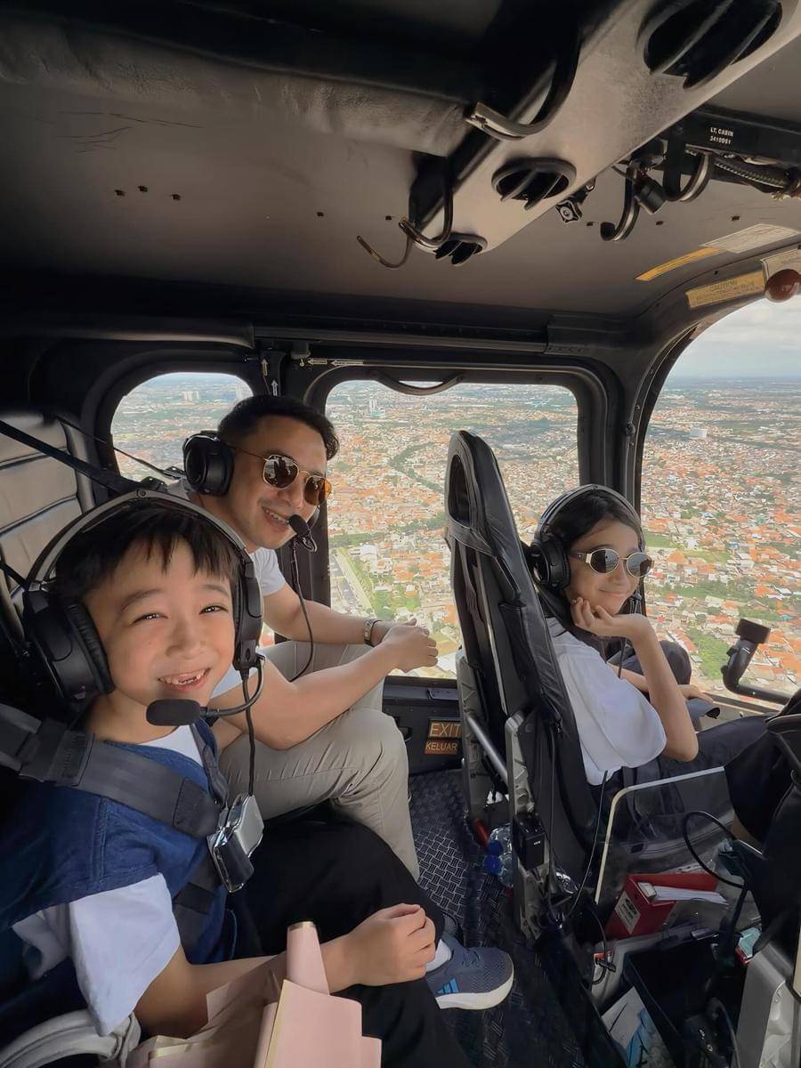 Anniversary ke-12 Poppy Bunga dan Suami