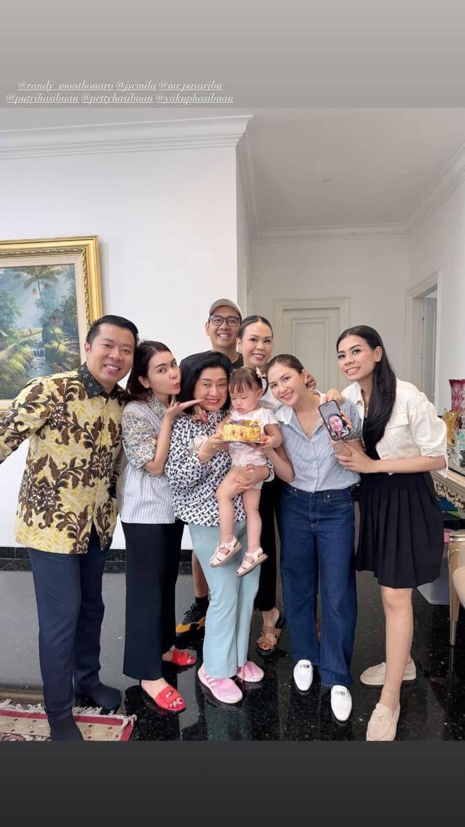 Jessica Mila Kasih Kejutan untuk Ibu Mertua (instagram.com/jscmila)
