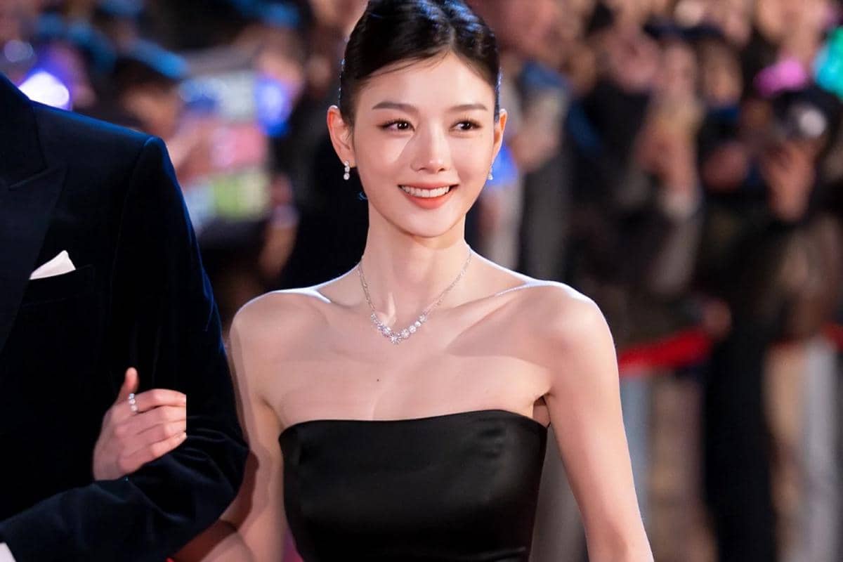 still cuts drama Dear X