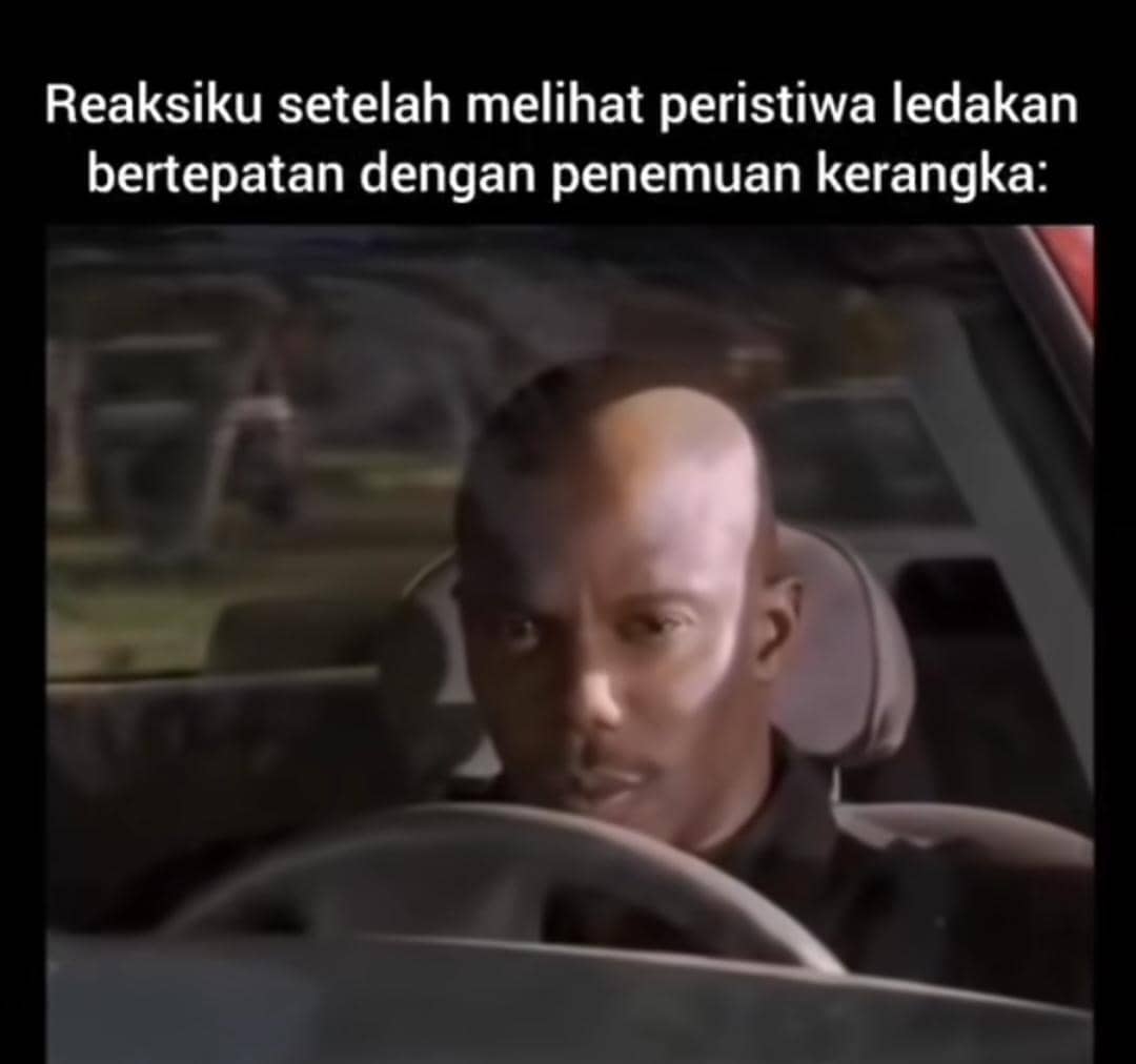 meme menatap