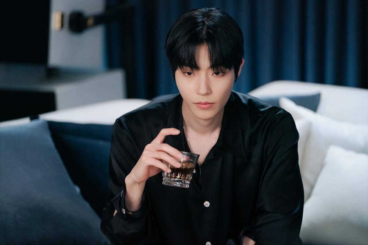 still cuts drama Dear X