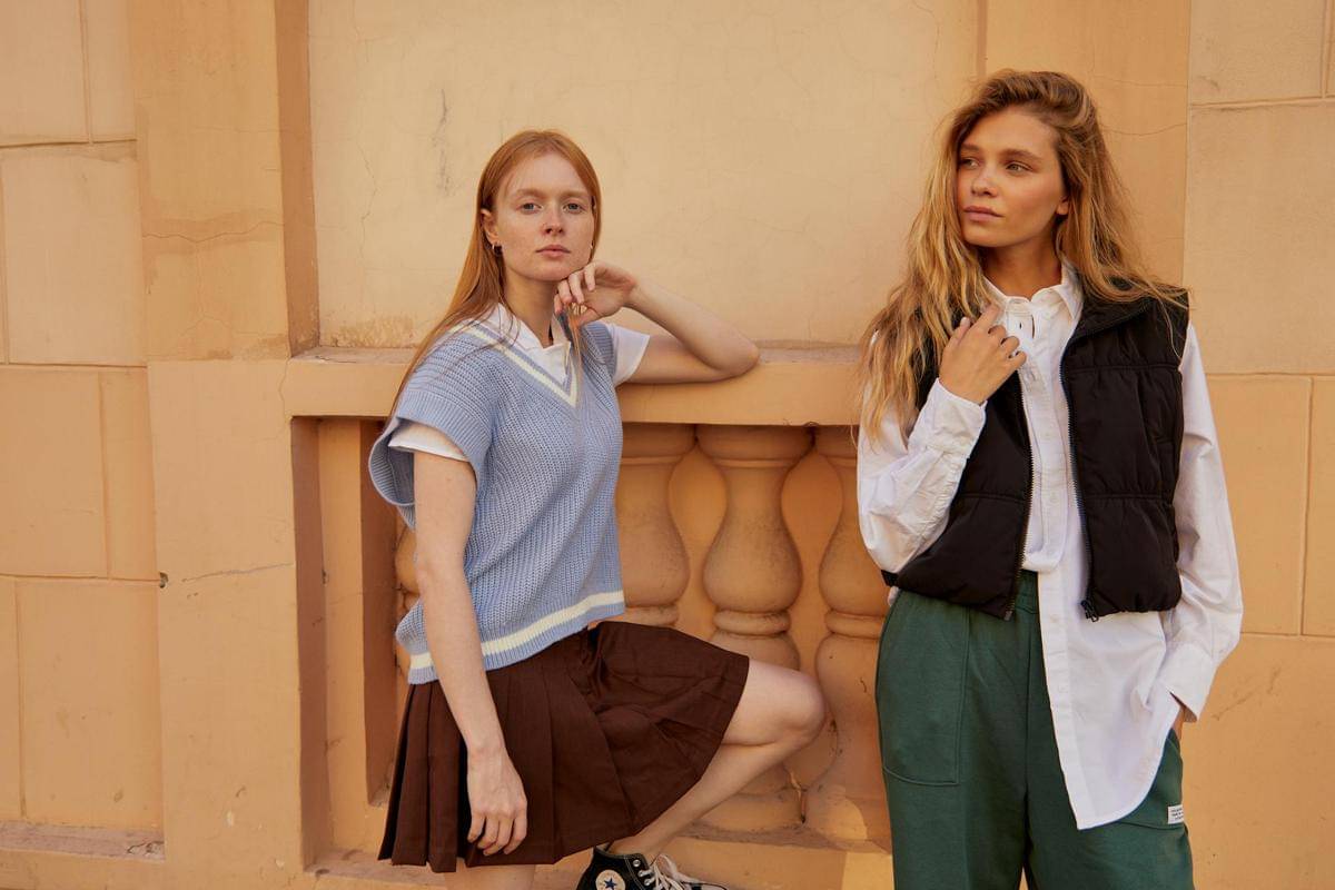 atasan bergaya preppy