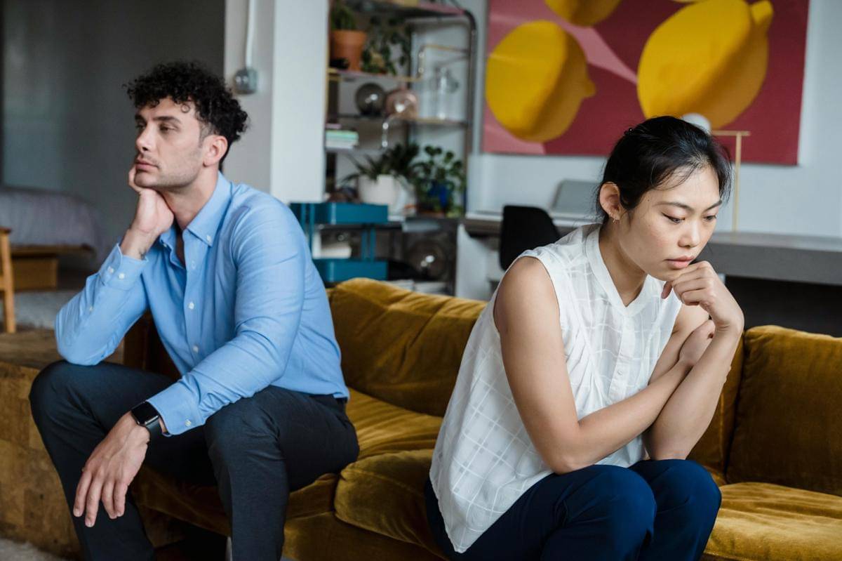 Ilustrasi pasangan bertengkar