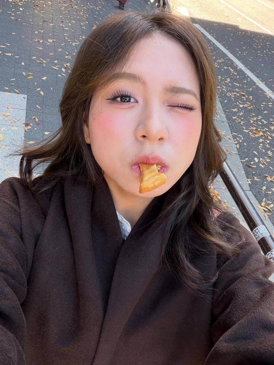 potret Zee Asadel liburan di Tokyo