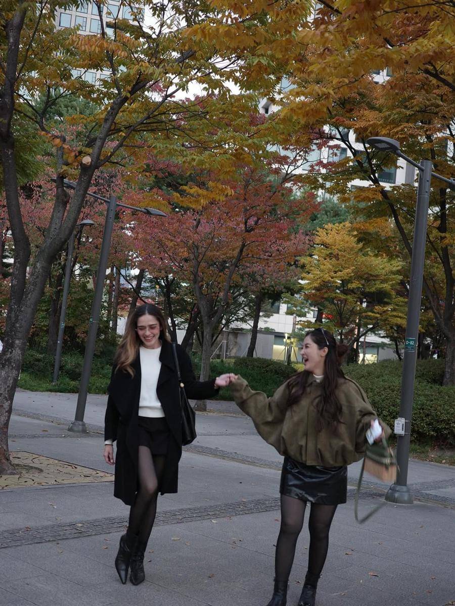 potret Eva Anindita liburan ke Korea Selatan