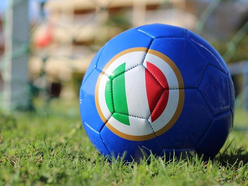 ilustrasi sepak bola Italia