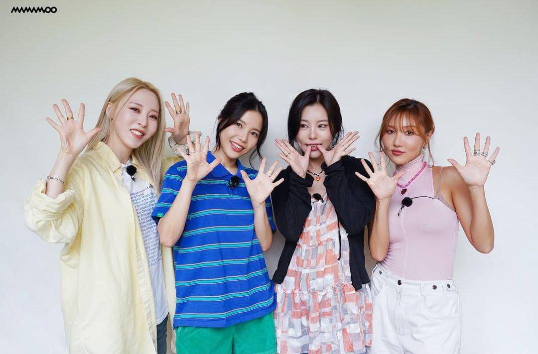 Potret grup MAMAMOO 