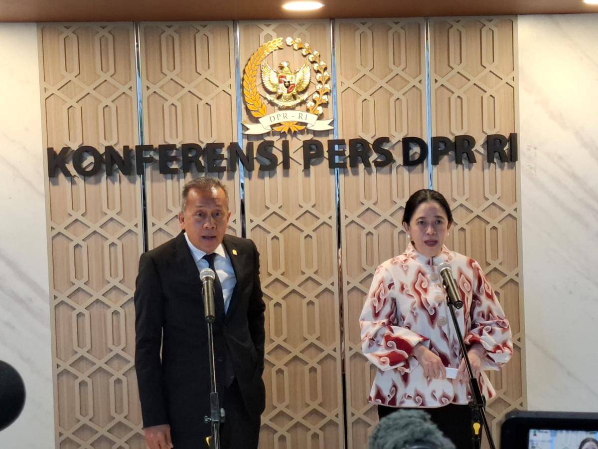 Puan Maharani dan Saan Mustopa jumpa pers di Gedung DPR RI