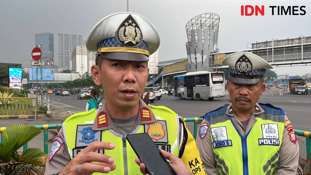 KBO Satlantas Polres Metro Bekasi Kota, AKP Devi Sumardiyono.