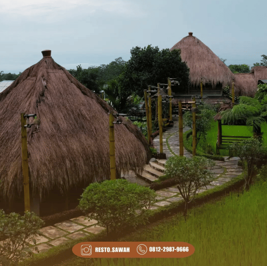 Resto Sawah Tawangmangu