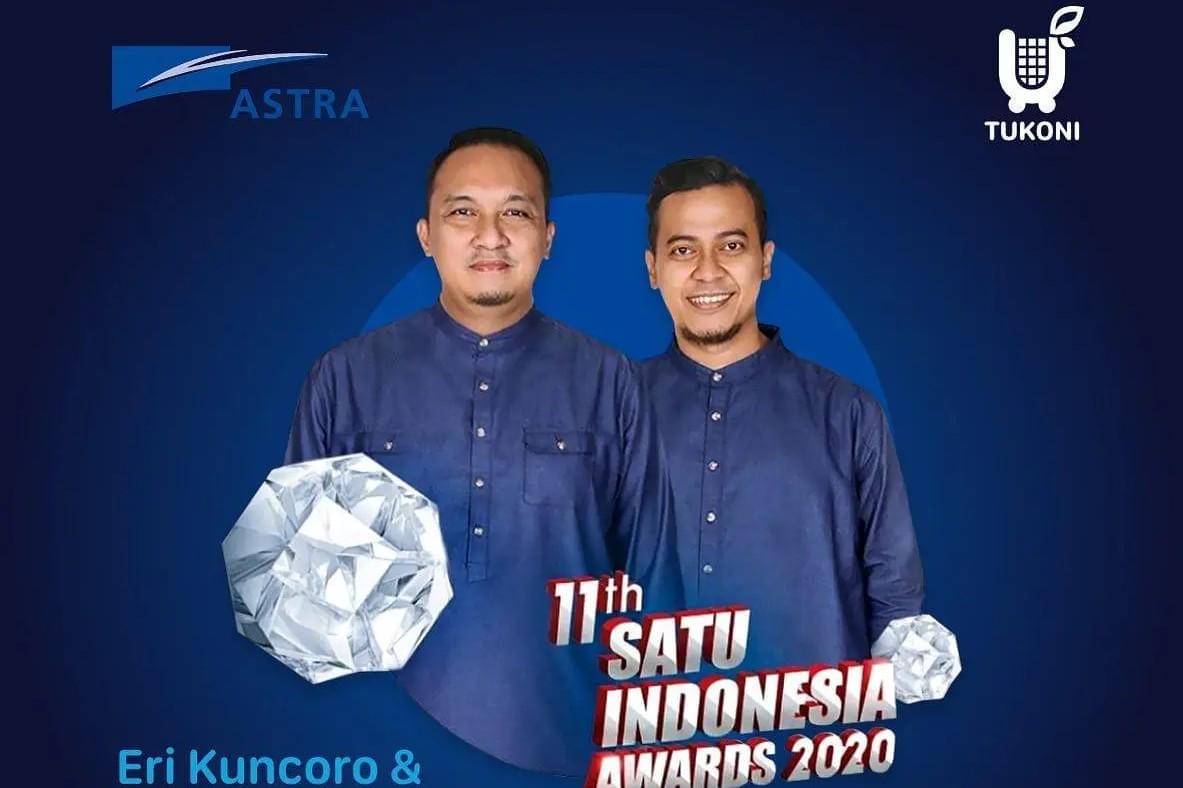 Eri Kuncoro dan Revo Suladasha, pendiri Yuk Tukoni