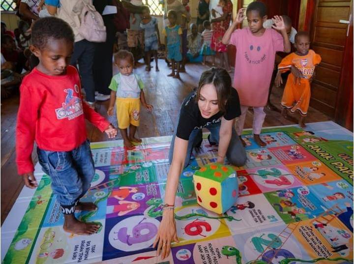 potret Cinta Laura di Asmat