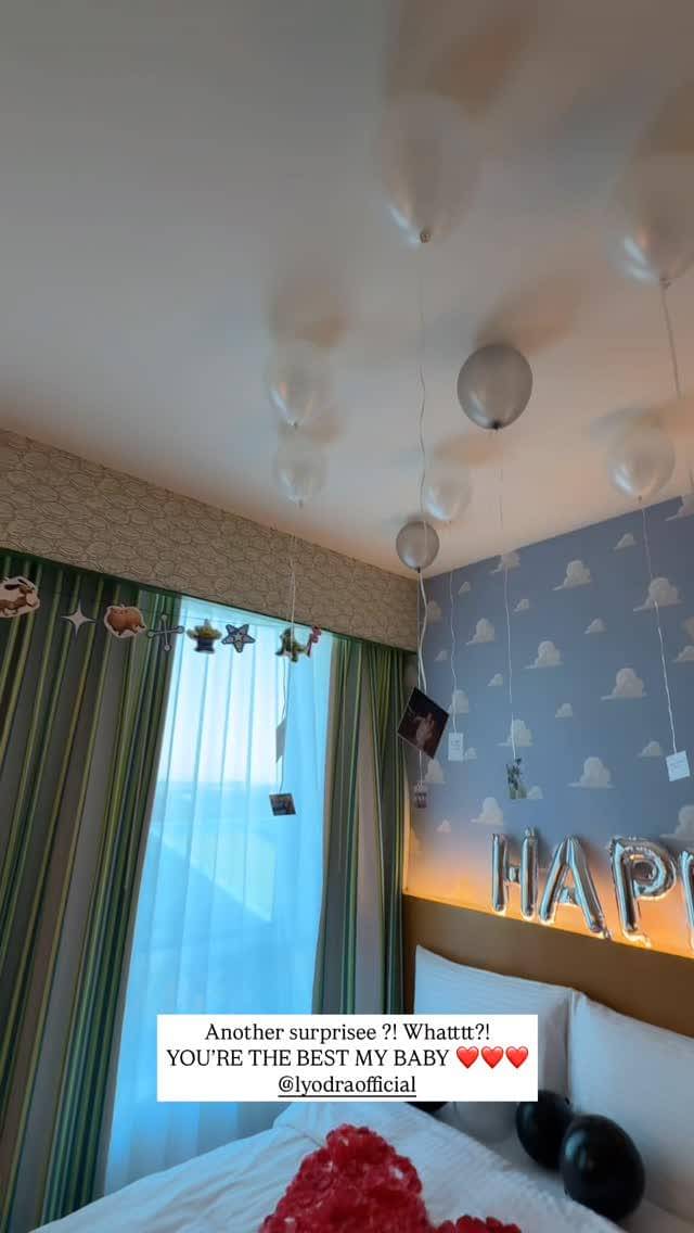 Randy Martin ultah di Shanghai.