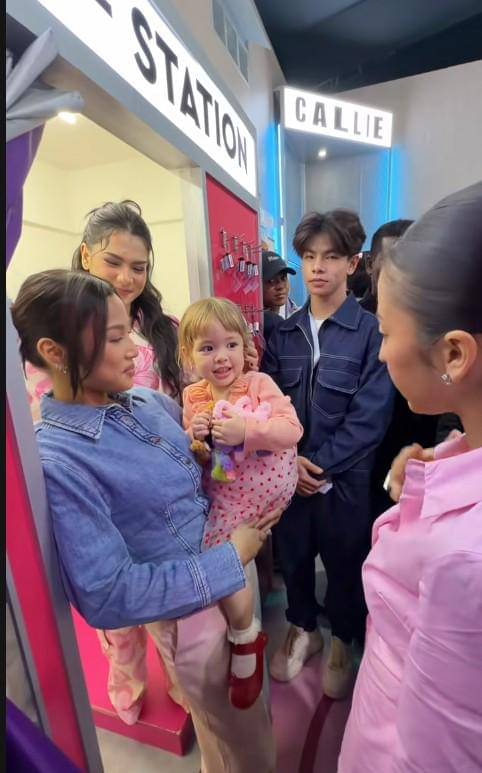 Jennifer Coppen Ketemu 'kembaran' (tiktok.com/jennifer.coppen)