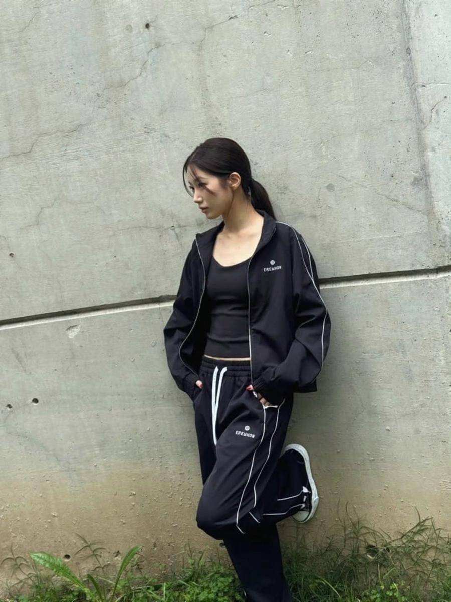 OOTD boyish ala Kazuha LE SSERAFIM