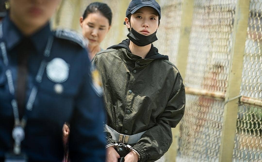 Kim Go Eun di drama The Price of Confession