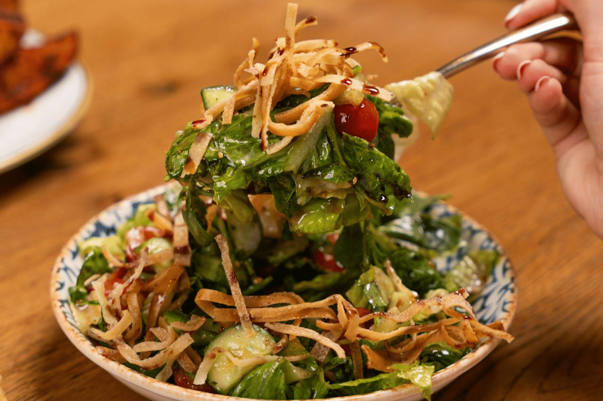 ilustrasi spinach gomaae