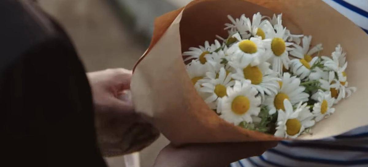 cuplikan drama Typhoon Family