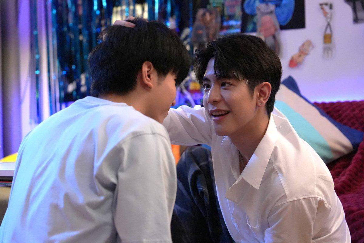 cuplikan Head 2 Head