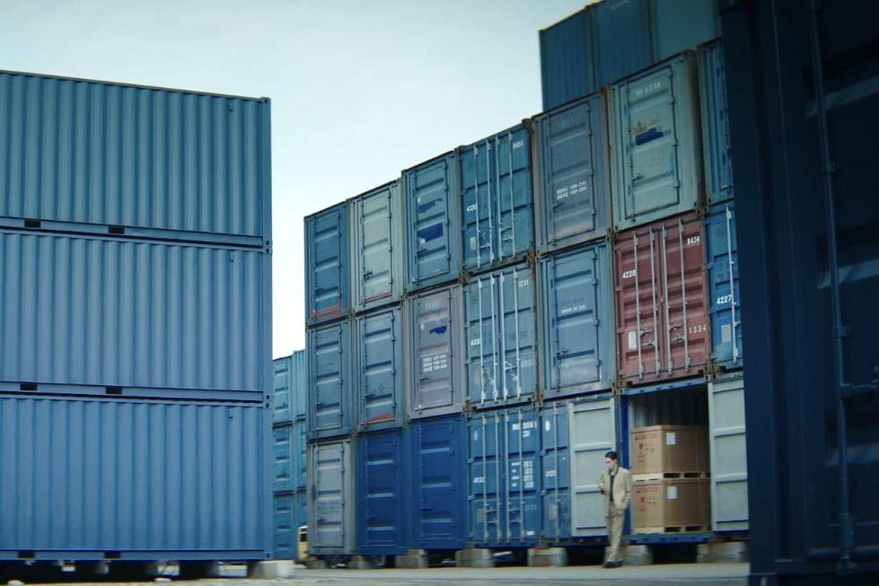 cuplikan drakor Typhoon Family