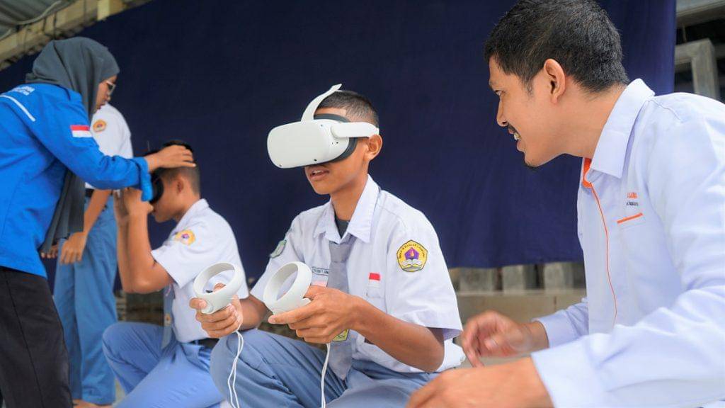 Pusat Kerja Sama dan Humas Itera Gelar Program Safari Sekolah di SMAN 15 Bandar Lampung