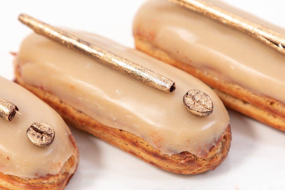 ilustrasi coffee eclair