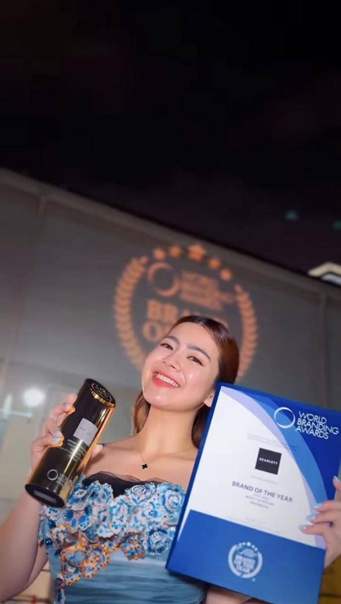 Potret Felicya Angelista raih penghargaan dari WBA