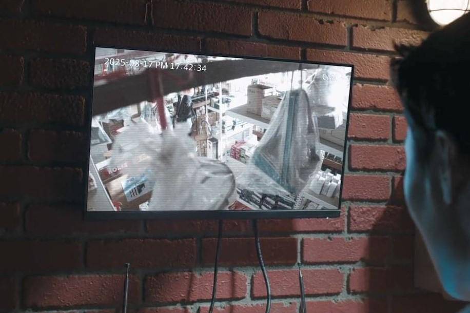 cuplikan drama Heroes Next Door