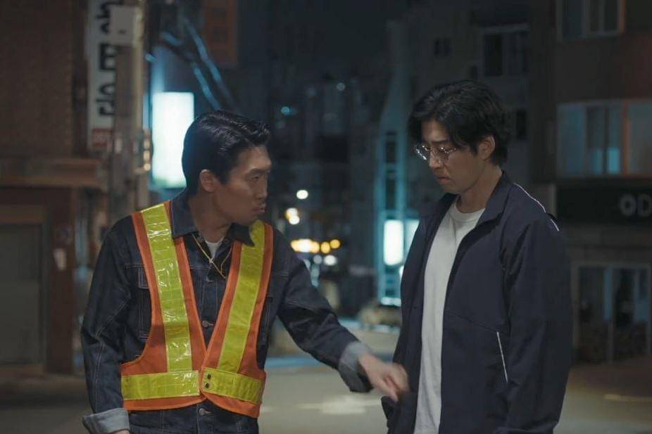 cuplikan drama Heroes Next Door