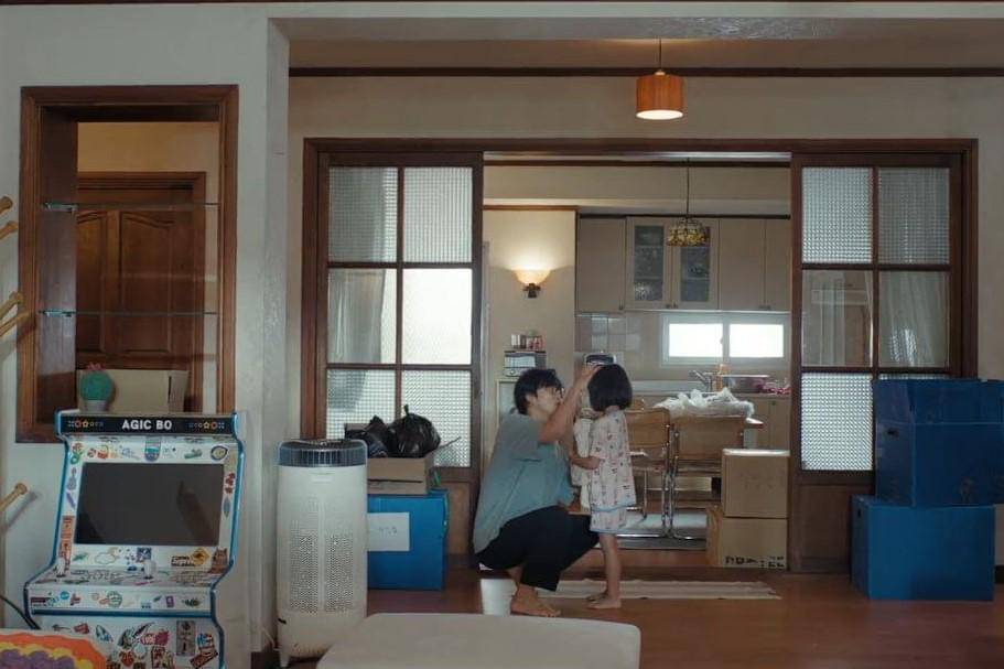 cuplikan drama Heroes Next Door