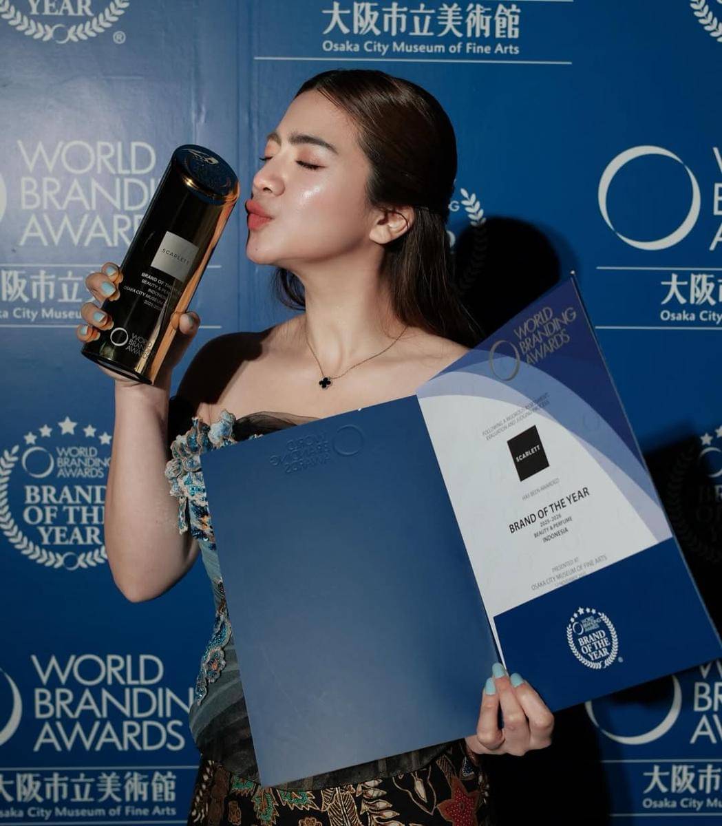 Potret Felicya Angelista raih penghargaan dari WBA