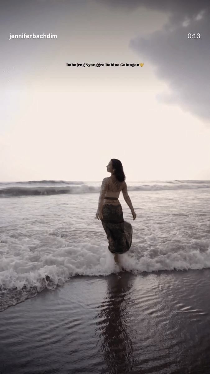 artis rayakan Galungan 2025