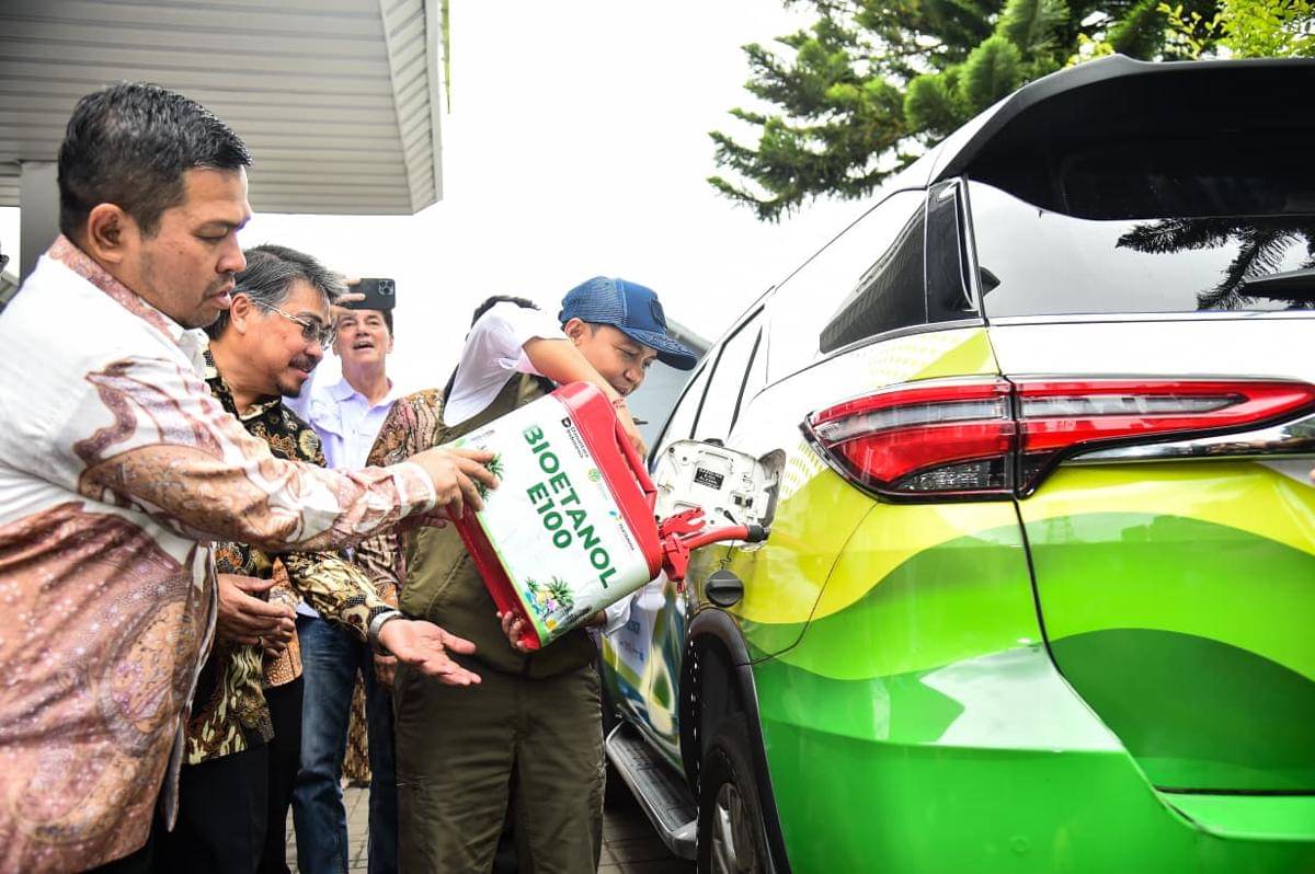 Pilot Project Bioetanol Aren di lingkungan Pertamina Geothermal Energy (PGE) Kamojang (dok. Kemhut)Geothermal Energy (PGE) Kamojang (dok. Kemhut)
